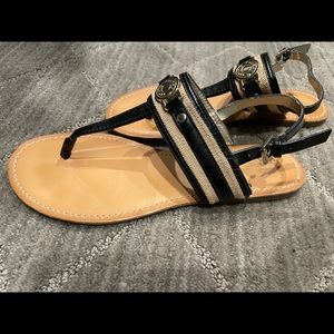 Size 7 Tommy Hilfger Sandals